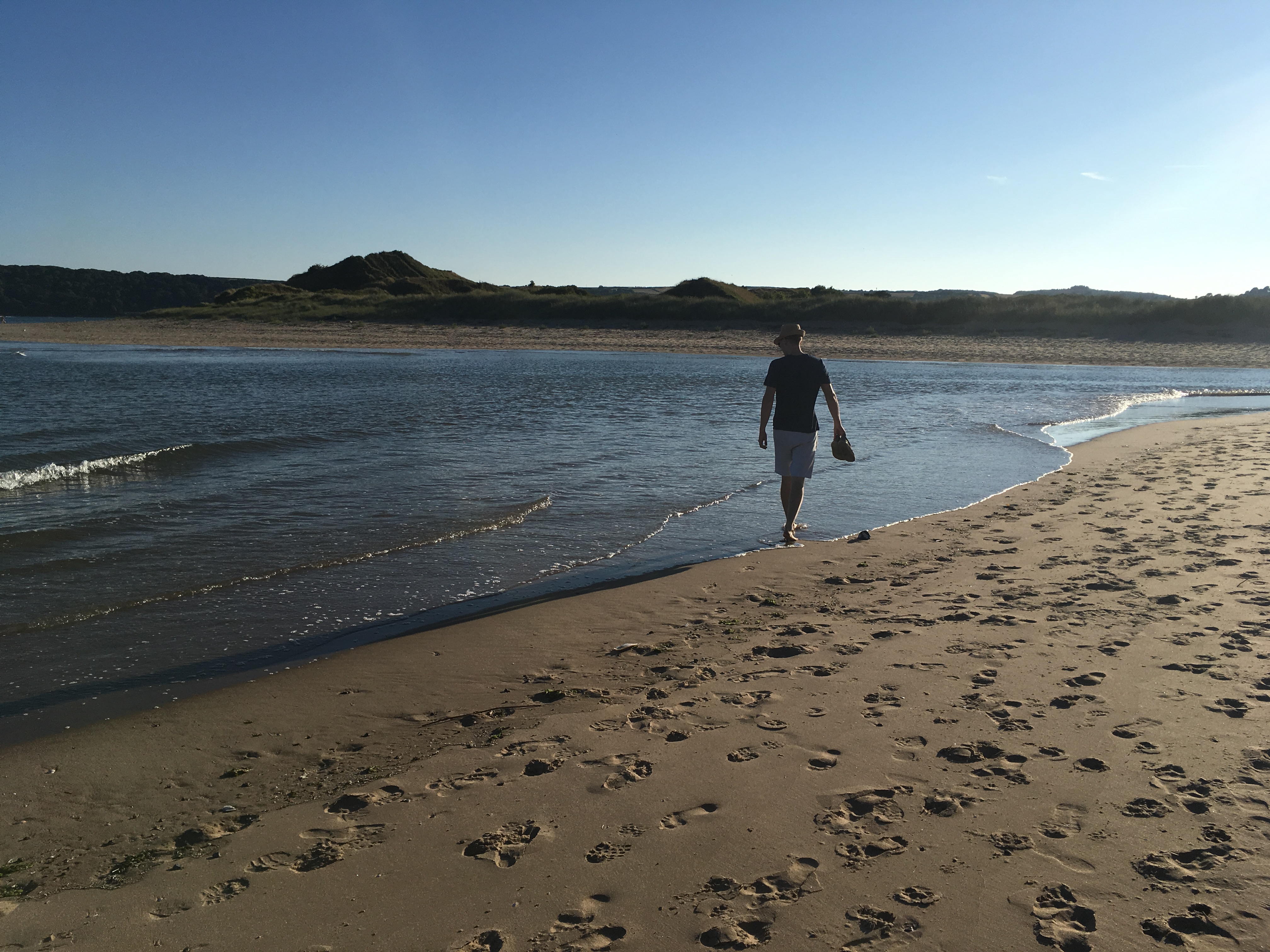 Shoreline walks at Oxwich Bay
