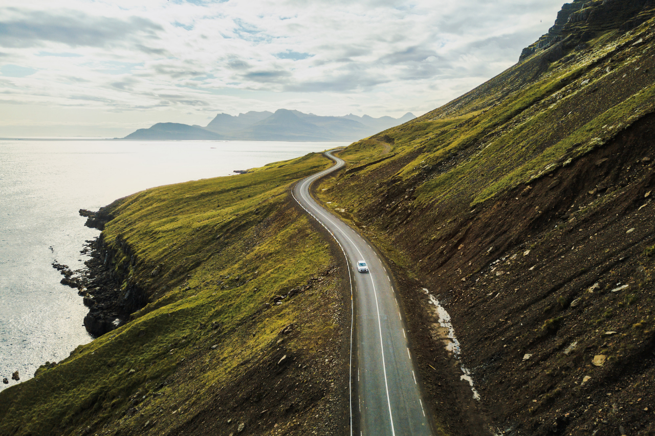 Car rental Iceland - complete guide & tips