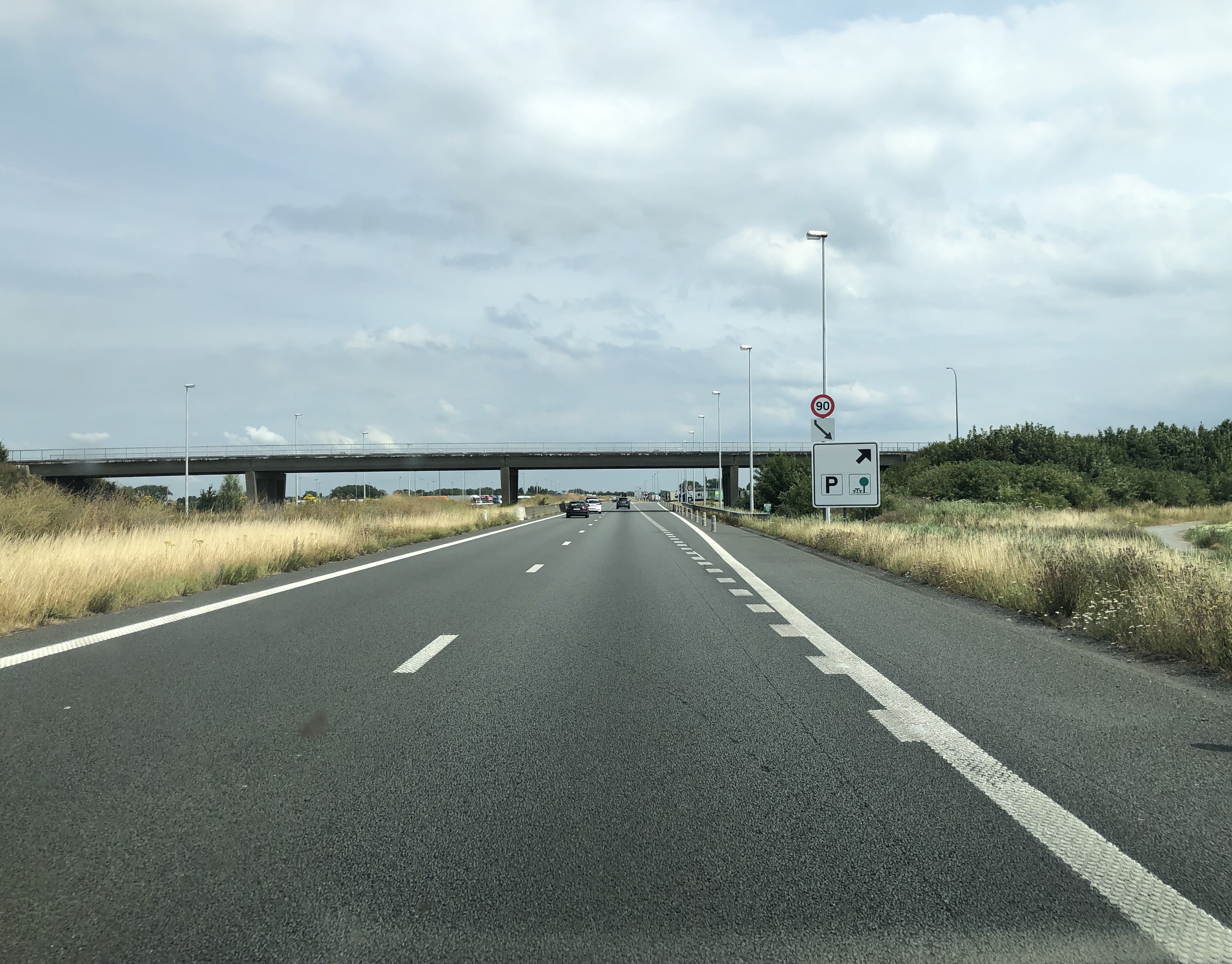 Europe family road trip day 1 - England to Netherlands / UNESCO World Heritage Kinderdijk / Camping Vliegenbos