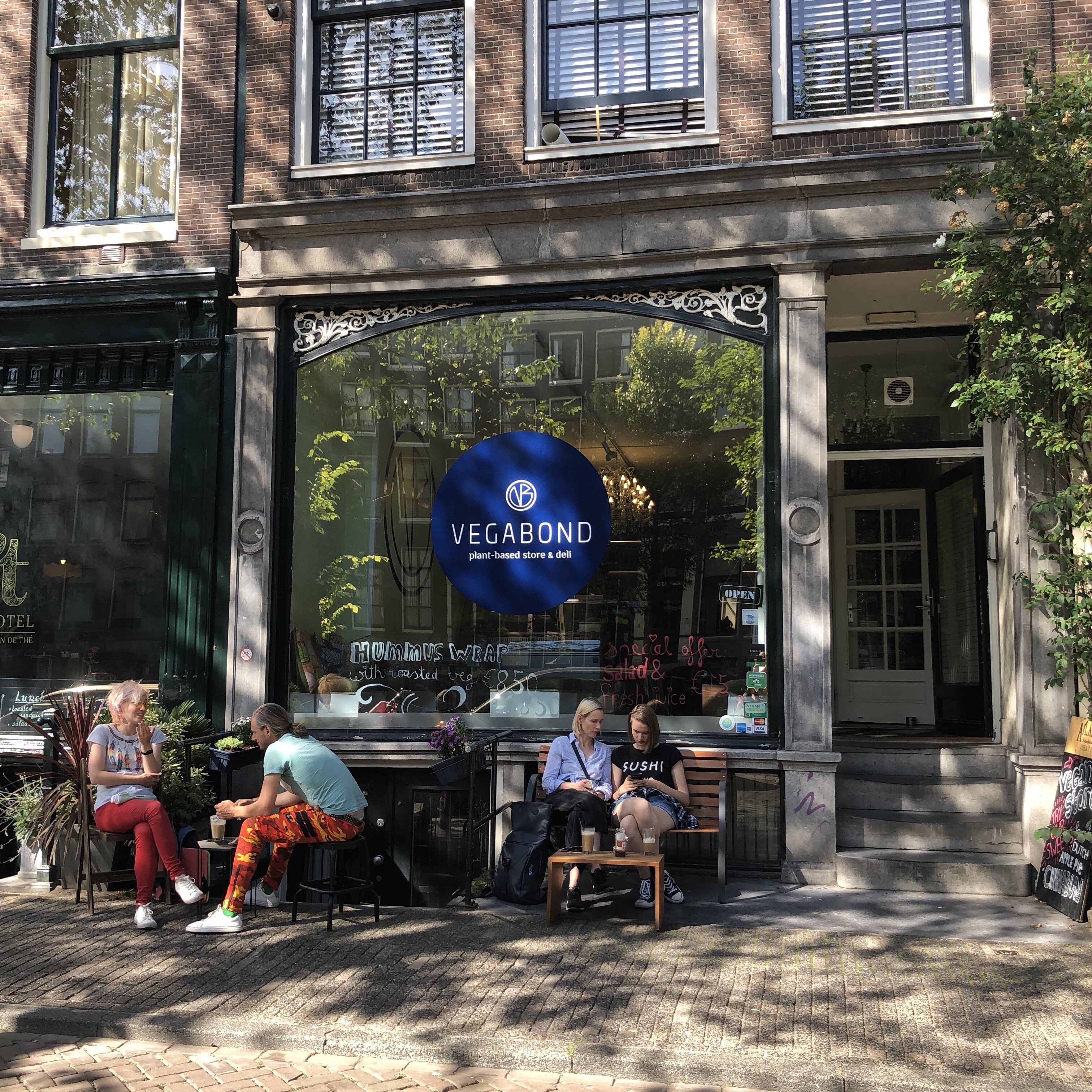 Exploring Amsterdam for one day with kids on our Europe road trip