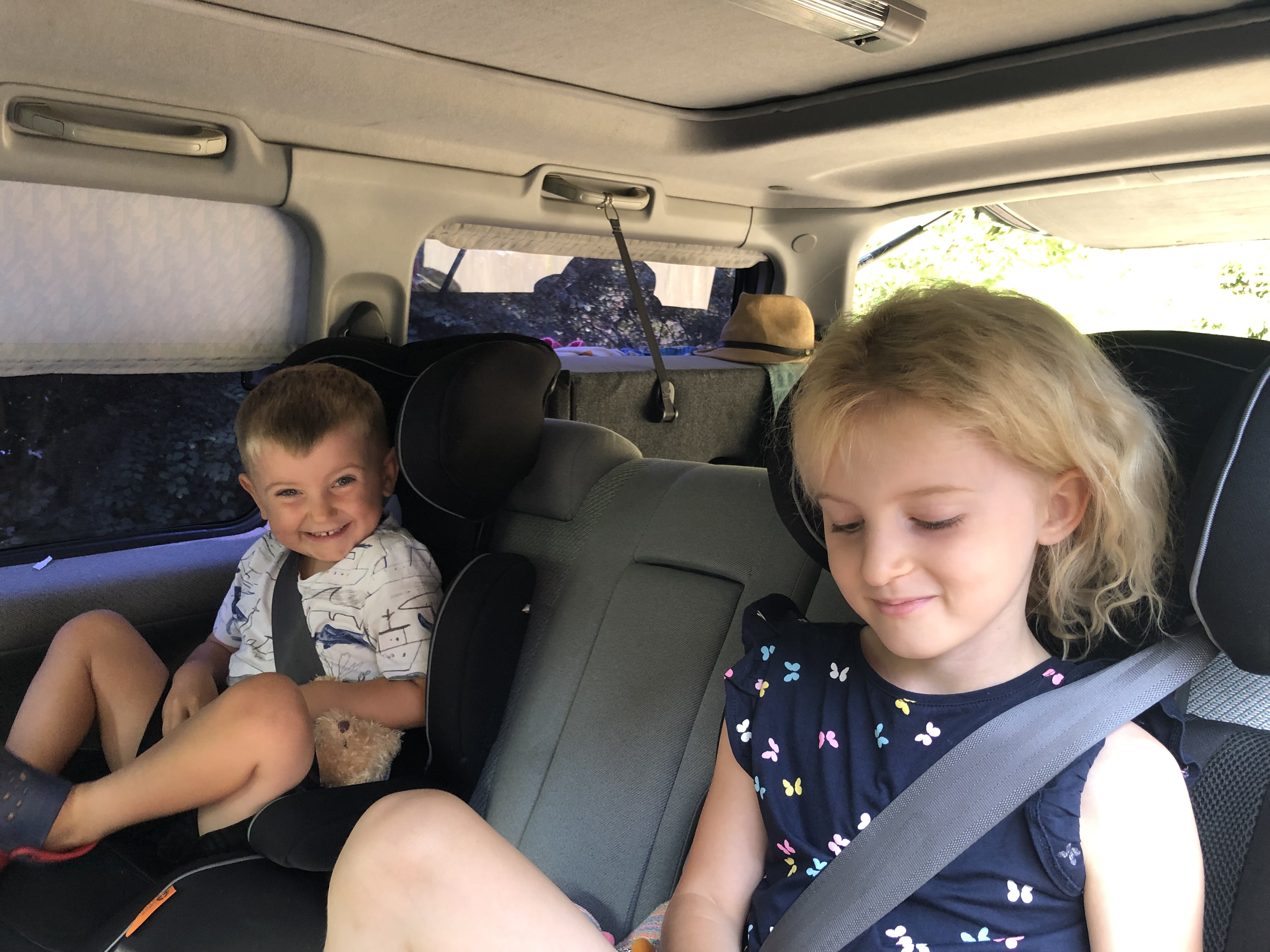 8 day family road trip MINIMAL PACKING LIST