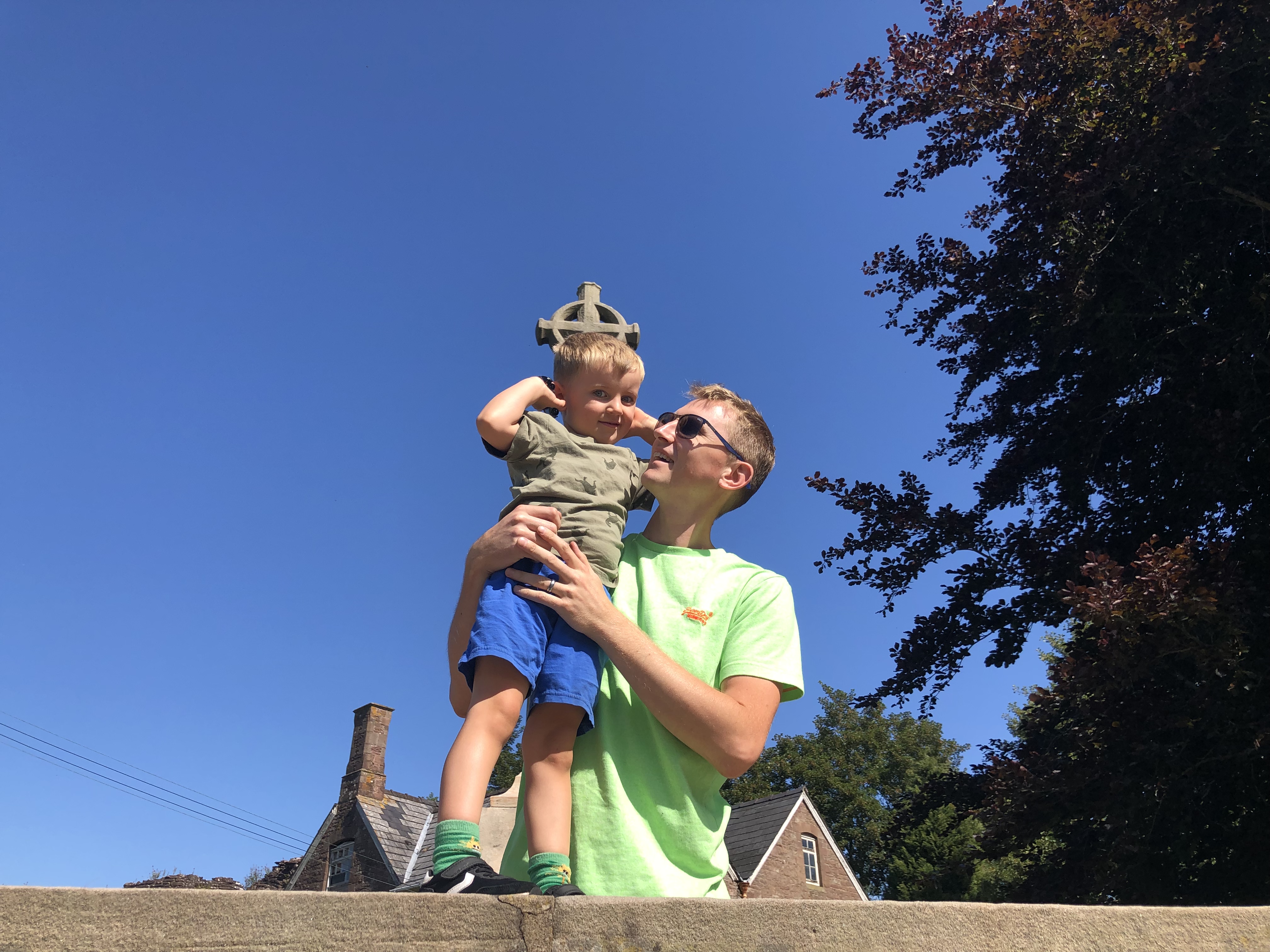 Skenfrith Castle Wales with kids
