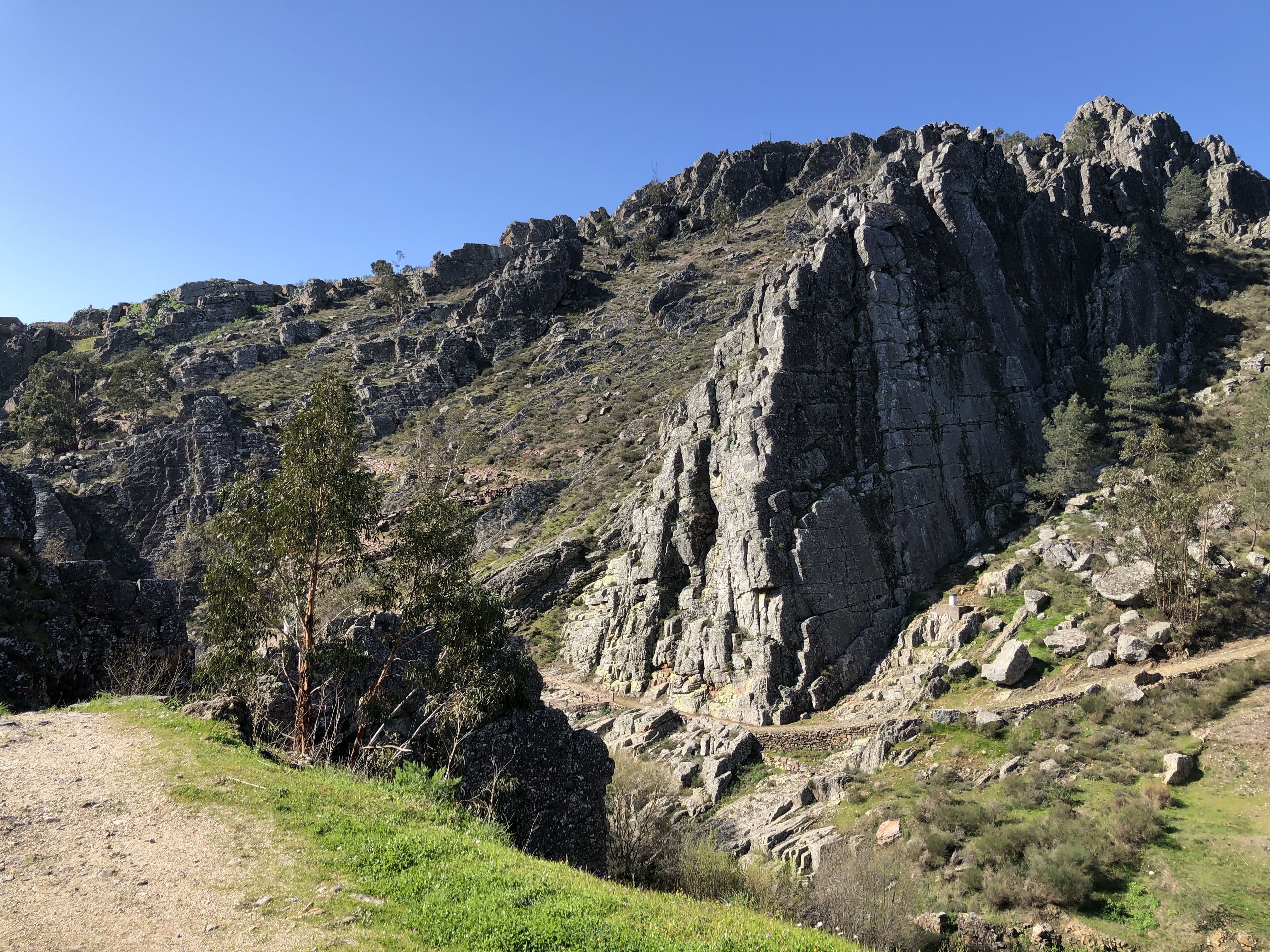 Fossil mountain hike Penha Garcia Castelo Branco Portugal travel with kids
