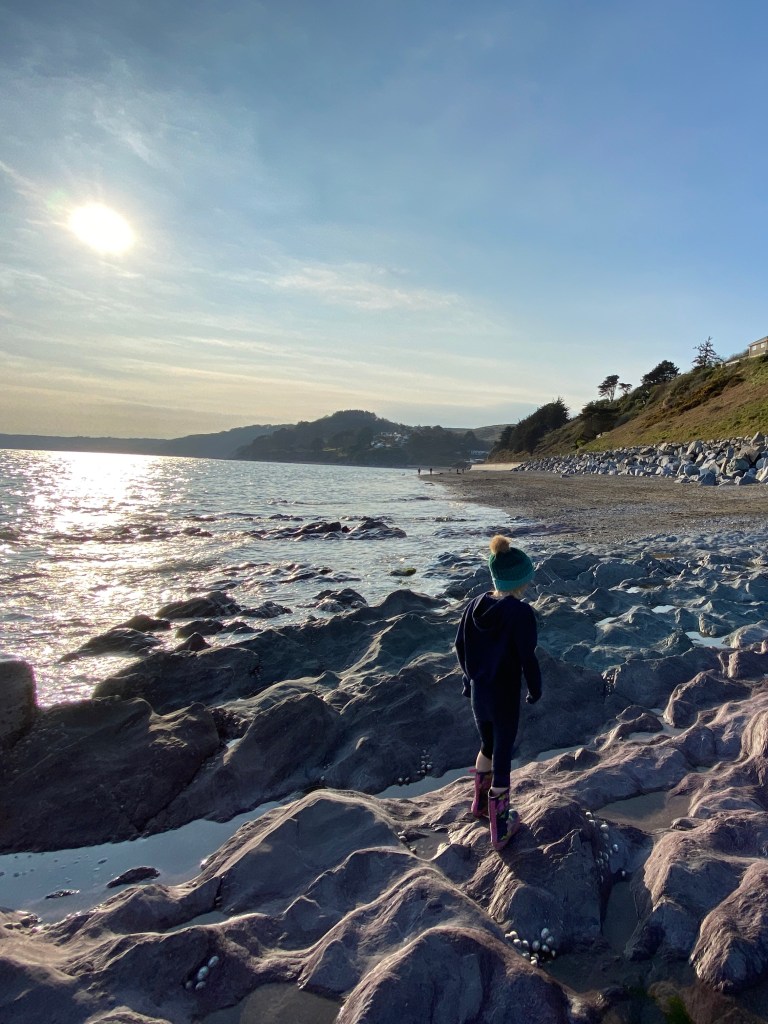 seaton beach cornwall