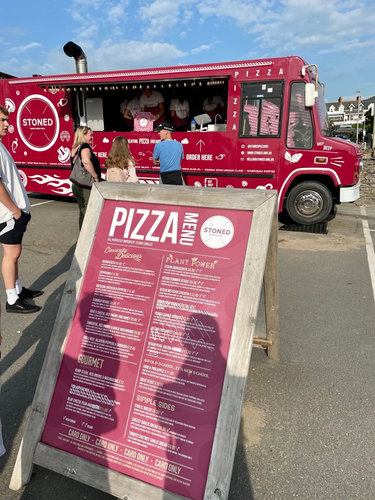 stoned pizza woolacombe