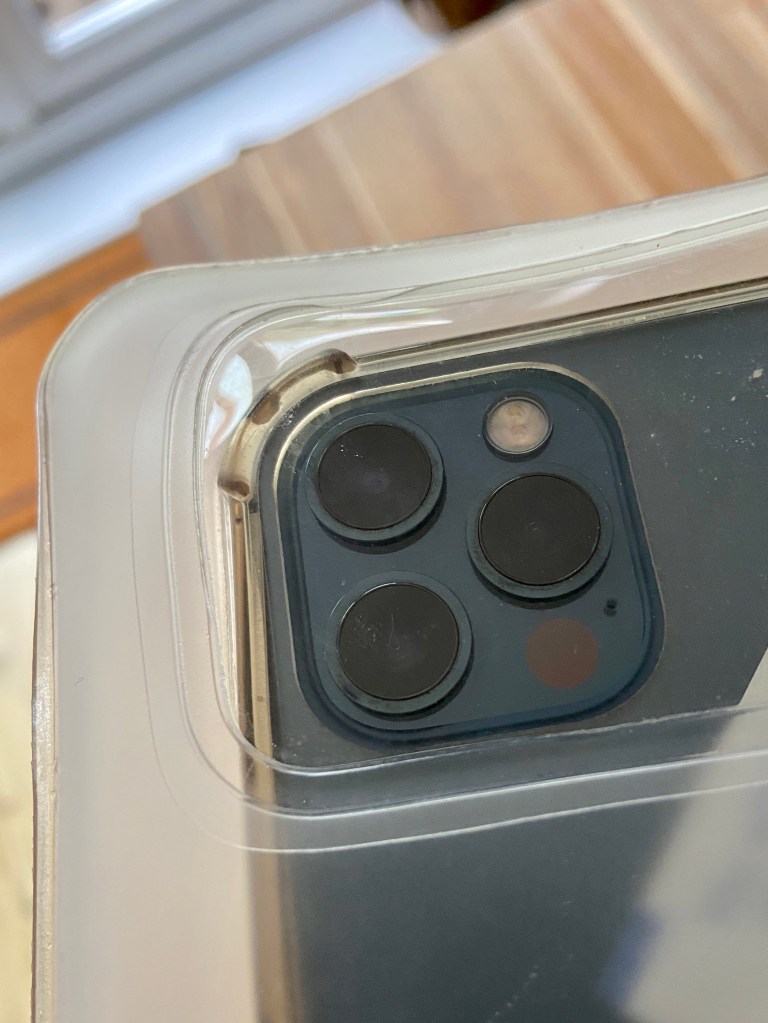 ocean+earth phone case back