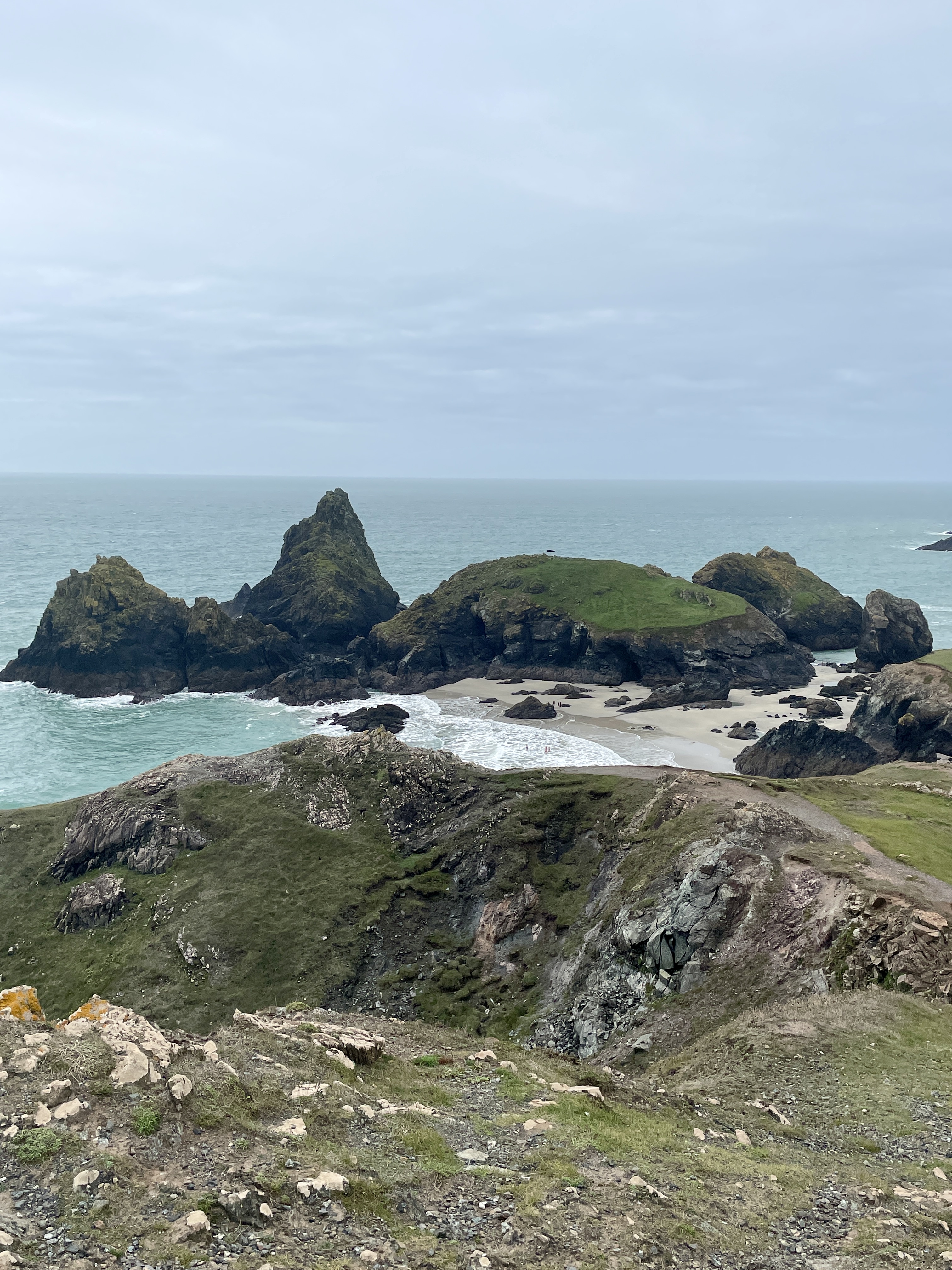 kynance cove cornwall