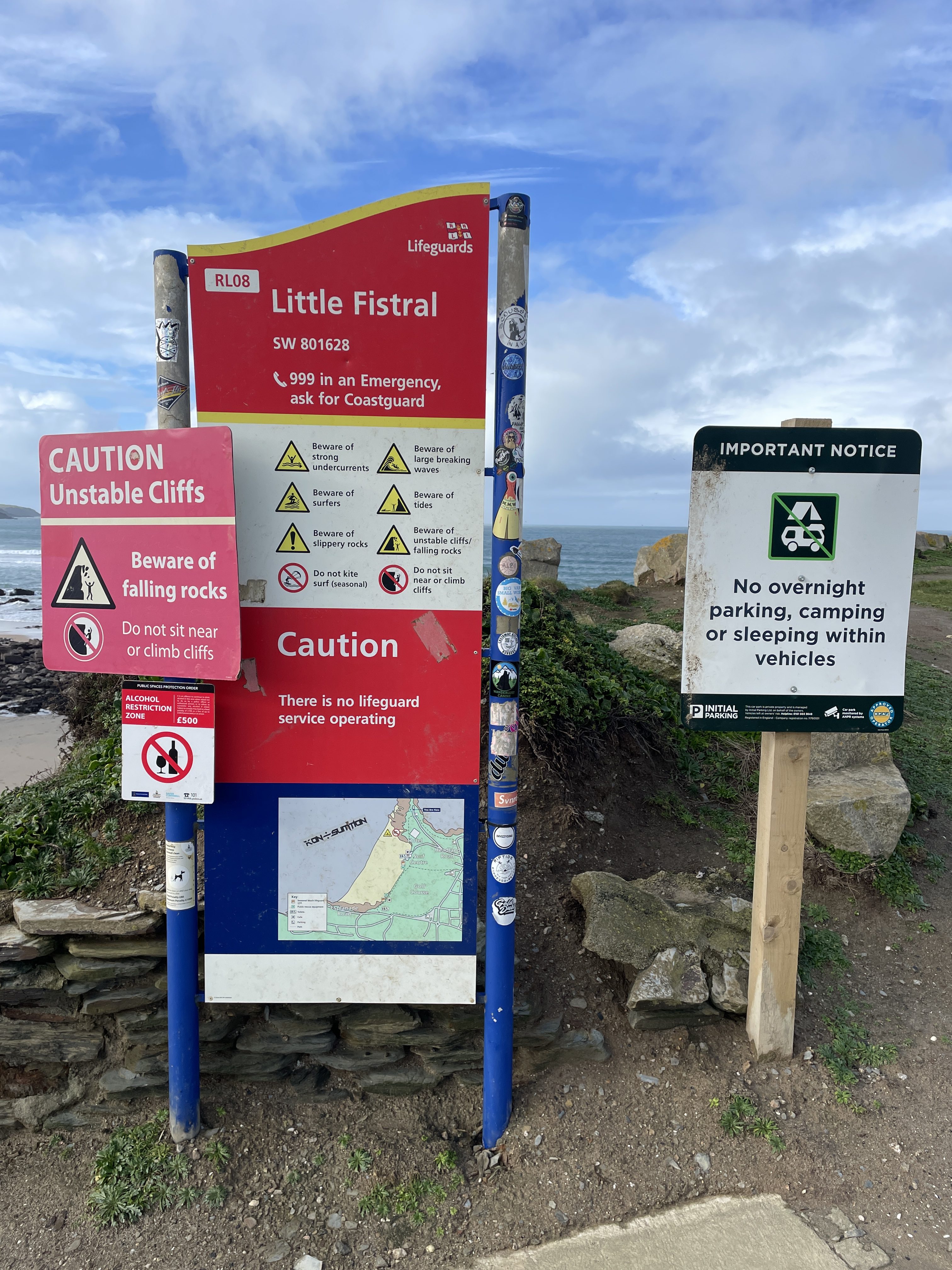Little Fistral Beach warning signs and safety information 2024