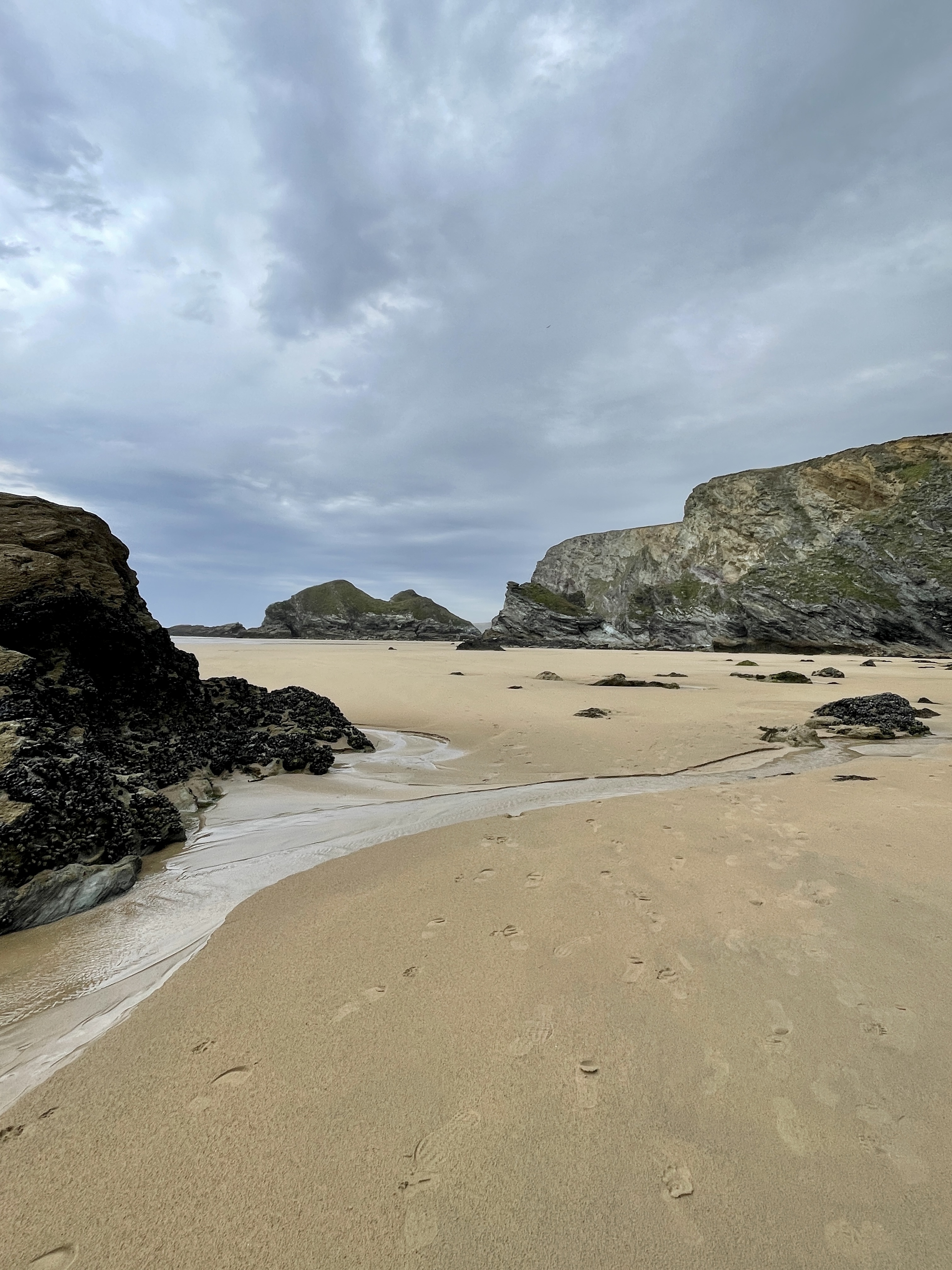 Whipsiderry Beach and Zacrys Islands