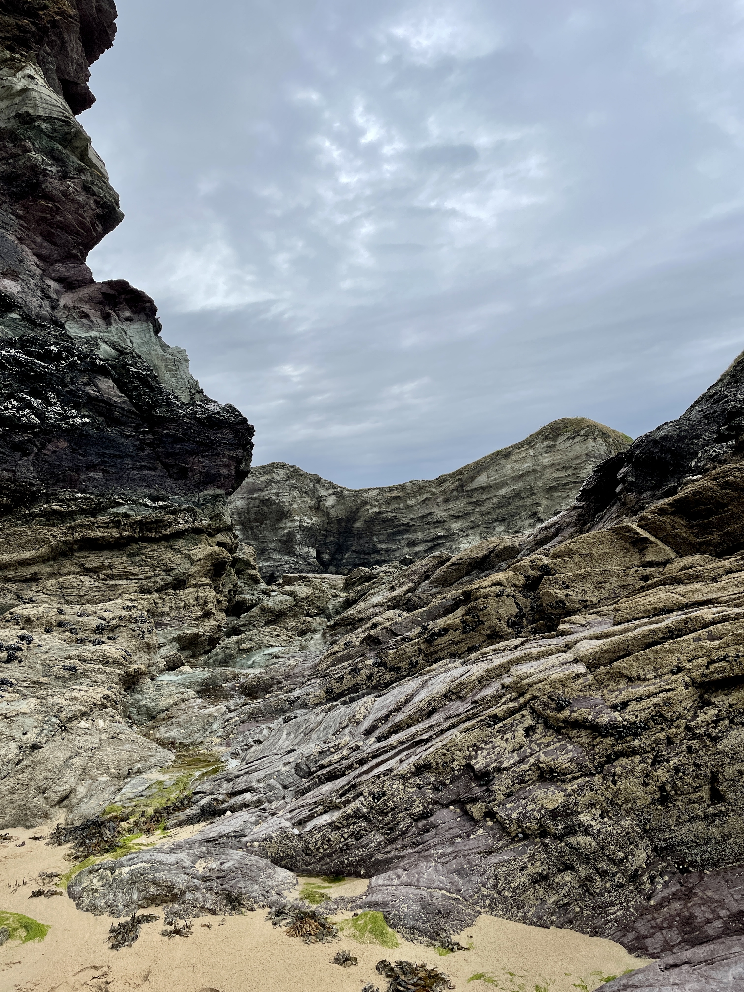 Rock formations at the end of Watergate Bay