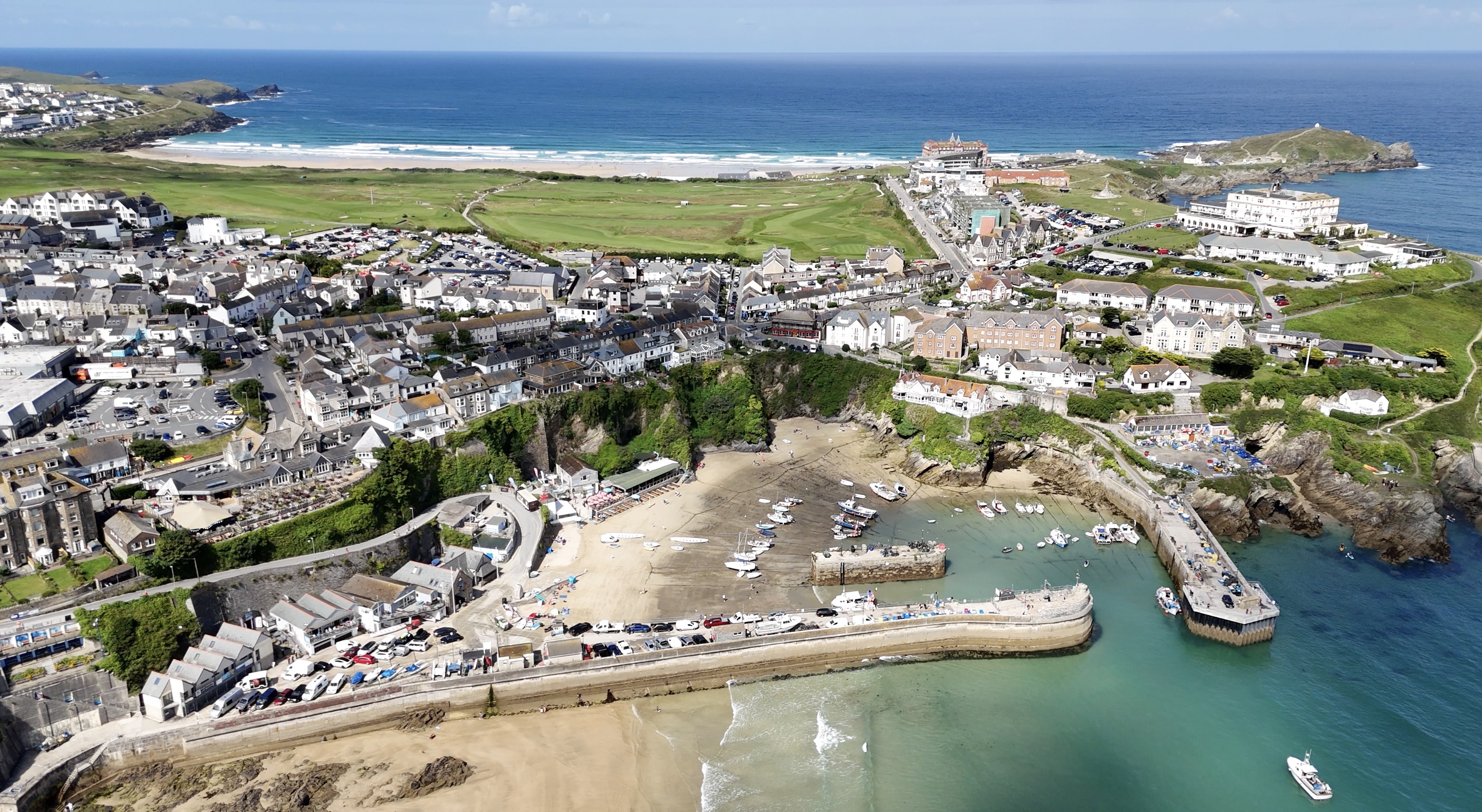 The boathouse restaurant and bar is on the harbour beach in newquay