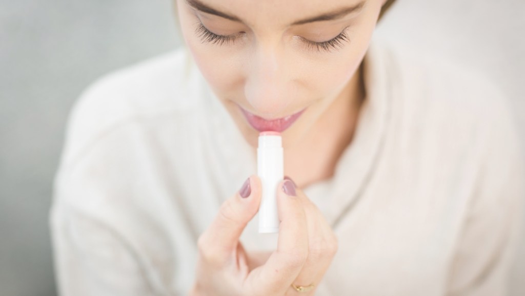 Travel Skincare Tips for Healthy, Glowing Skin On-The-Go 