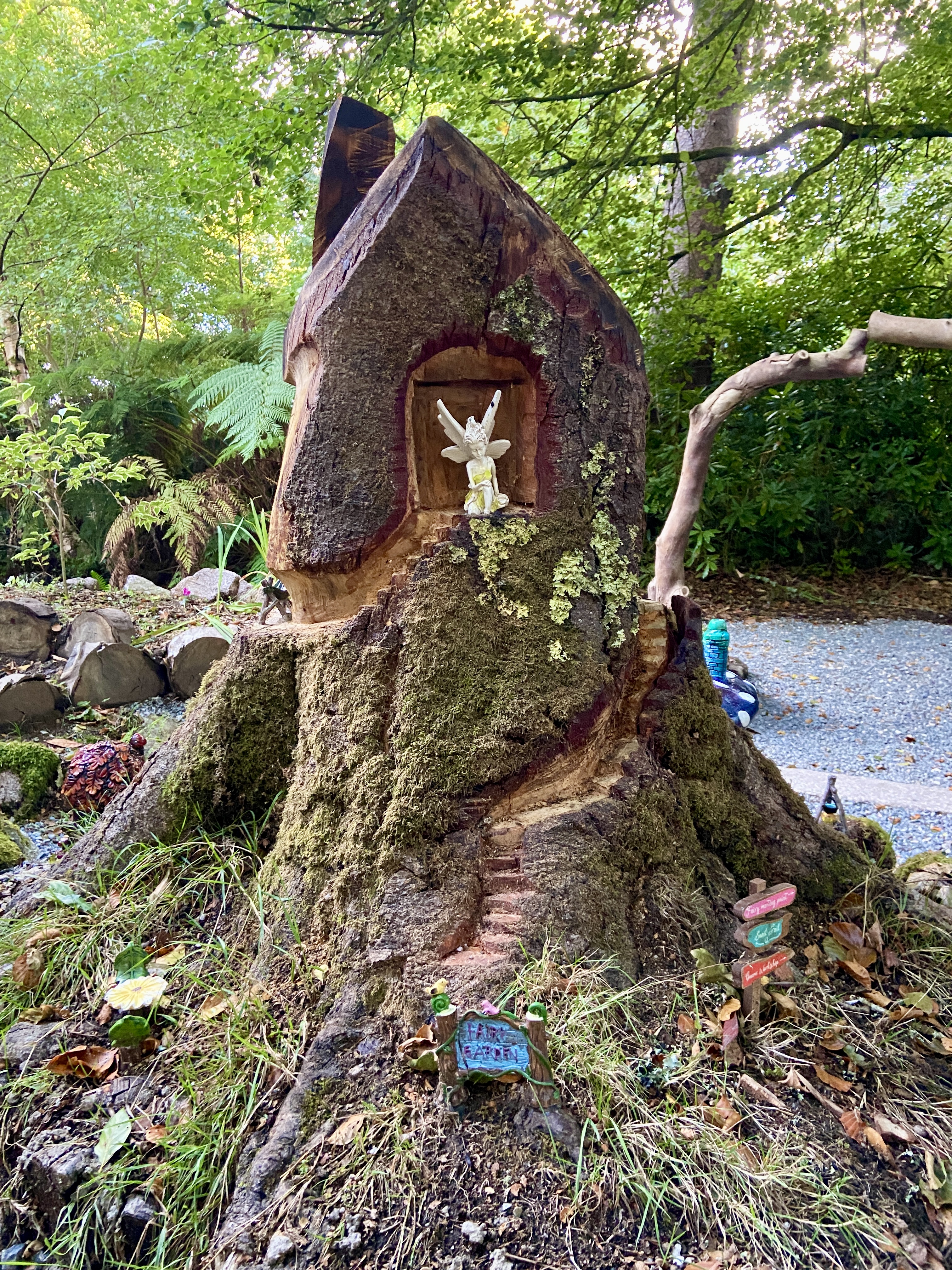 Clowance Estate grounds and gardens