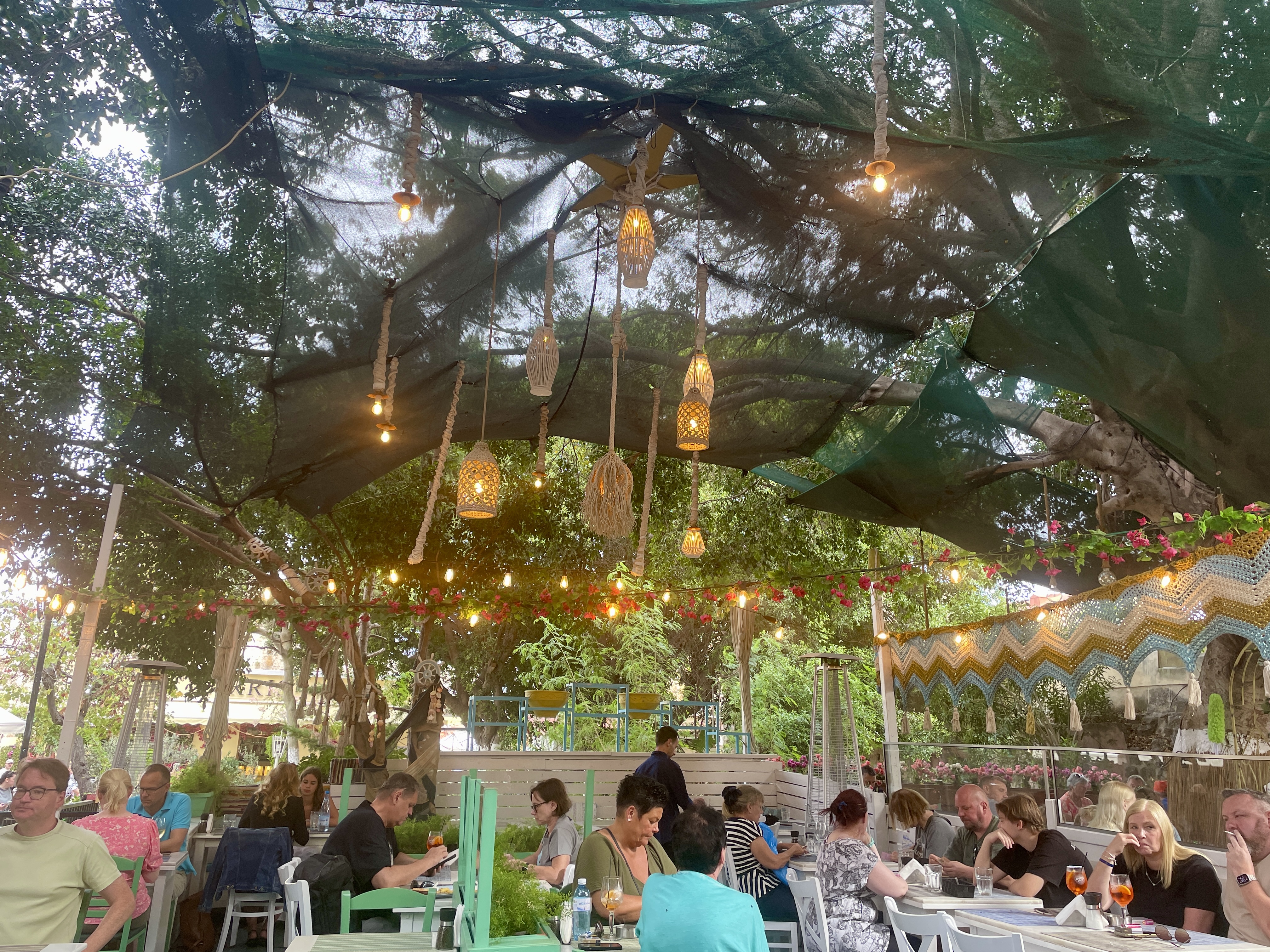 eateries rhodes old town