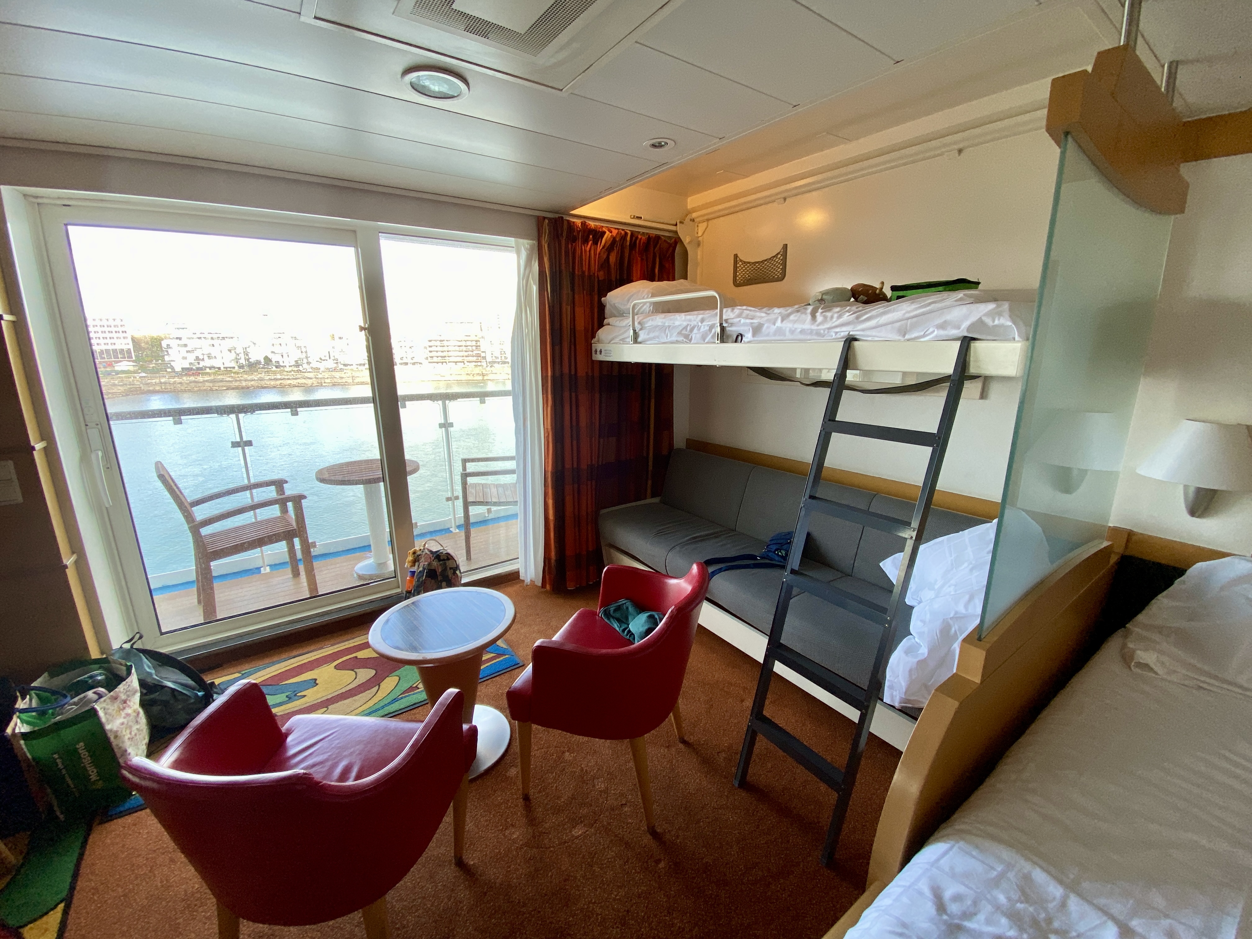 4 berth commodore suite brittany ferries pont aven