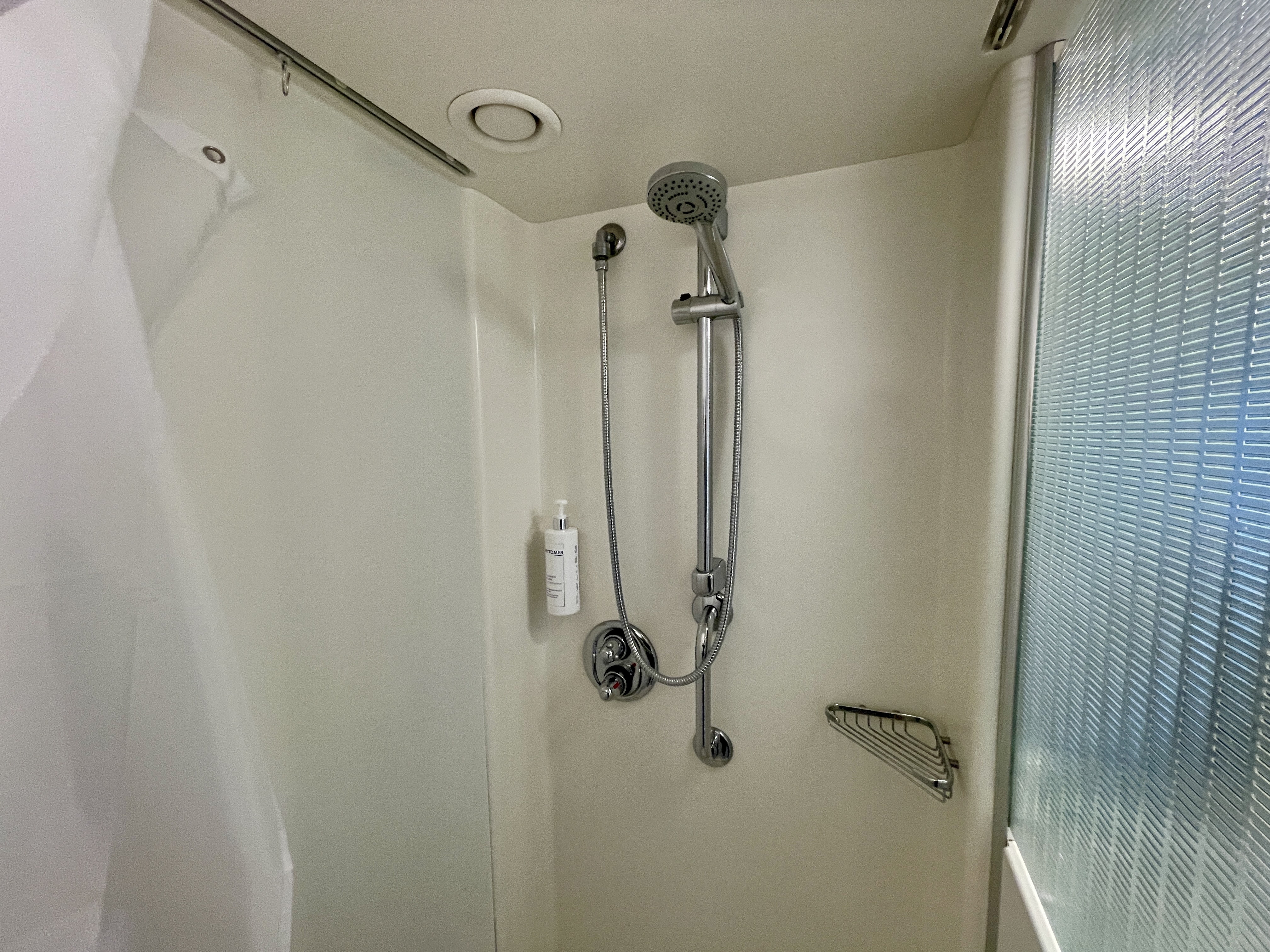 4 berth commodore suite brittany ferries pont aven